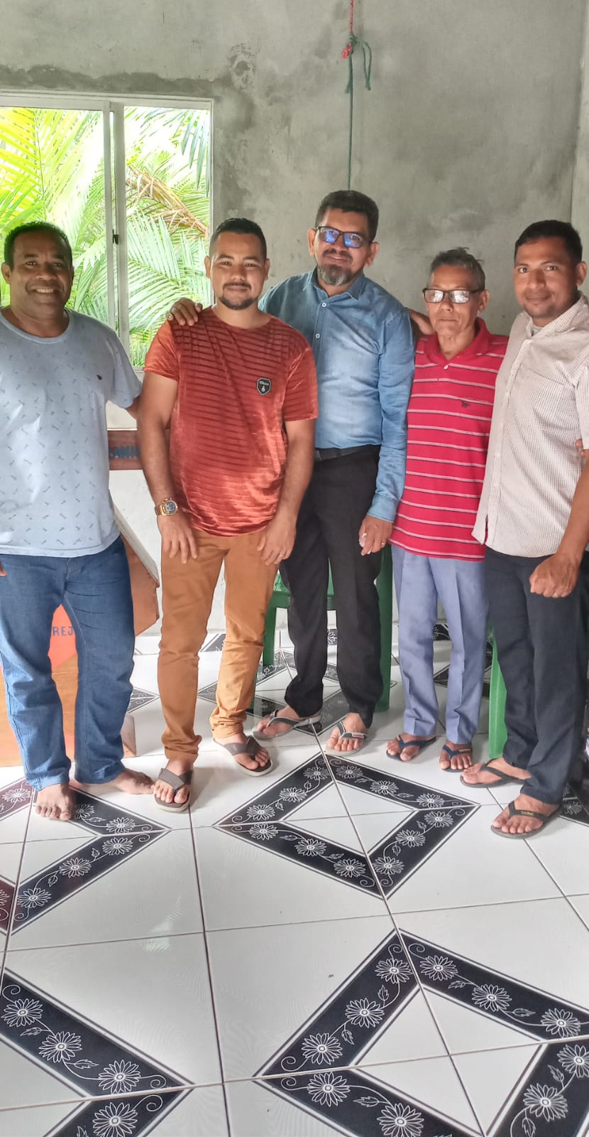 PR MENDES UM ACONCHEGO  NAS OVELHAS ISSO E DIVINO...