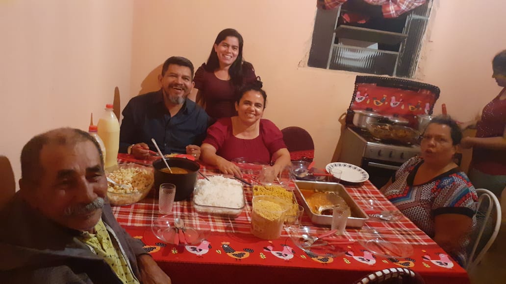 PR SEBASTIAO MENDES VISITANDO AS OVELHAS DO SEU MINISTÉRIO...