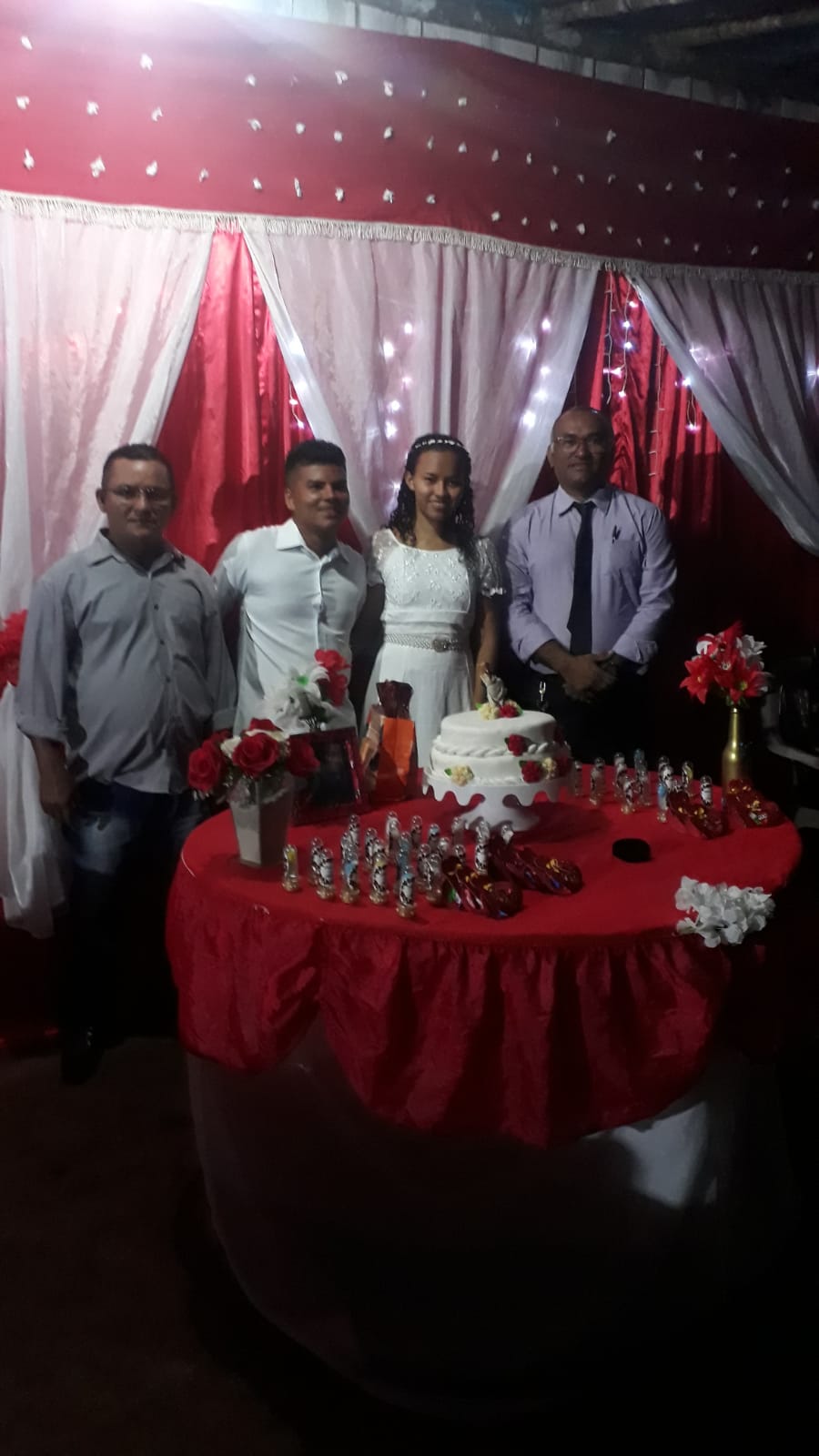 PR IVAIR BARROS NO ACARA PA ,DANDO A BENÇÃO AO CASAL