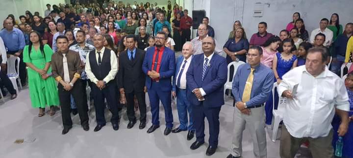 COMPANHEIRISMO E UNIDADE DE FÉ ANDAM JUNTOS...